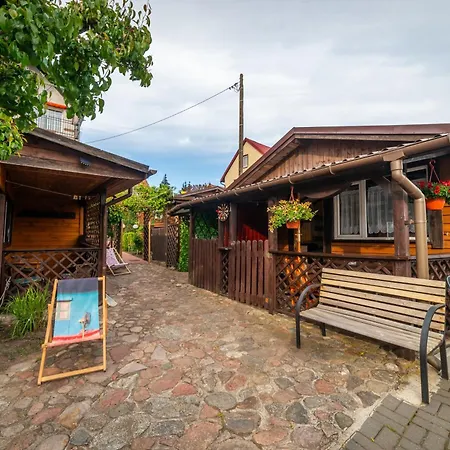 Nad Jeziorem, Tatil Evi *